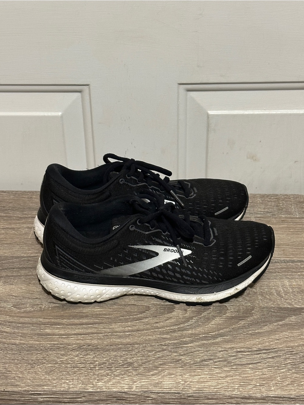 Brooks Ghost 13 Running Shoes Black Women’s Size 7.5 Wide D Comfortable Sneakers